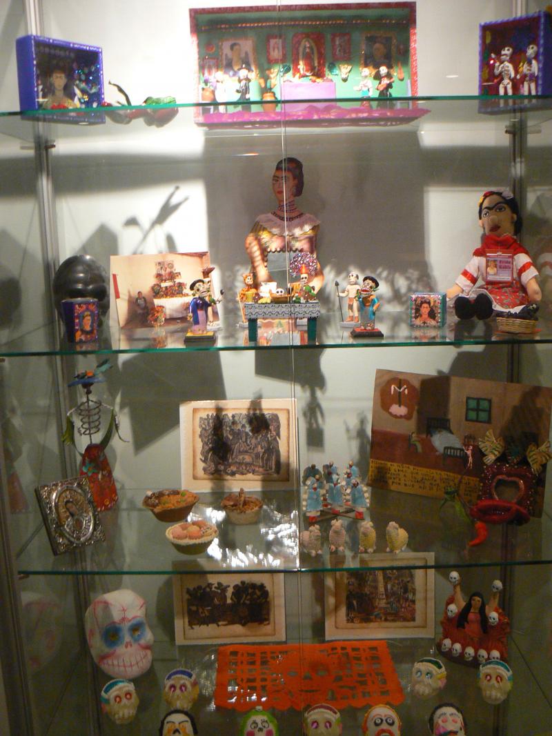 <img typeof="foaf:Image" src="http://statelibrarync.org/learnnc/sites/default/files/images/13dayofthedeadfolkartdisplay.jpg" width="2112" height="2816" alt="" /> <img typeof="foaf:Image" src="http://statelibrarync.org/learnnc/sites/default/files/images/13dayofthedeadfolkartdisplay.jpg" width="2112" height="2816" alt="" />