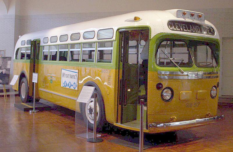 <img typeof="foaf:Image" src="http://statelibrarync.org/learnnc/sites/default/files/images/800px-rosa_parks_bus.jpg" width="800" height="522" /> <img typeof="foaf:Image" src="http://statelibrarync.org/learnnc/sites/default/files/images/800px-rosa_parks_bus.jpg" width="800" height="522" />