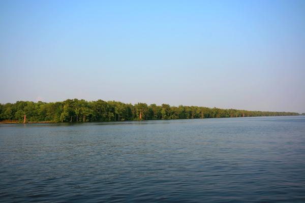 <img typeof="foaf:Image" src="http://statelibrarync.org/learnnc/sites/default/files/images/chowanriver.jpg" width="600" height="400" /> <img typeof="foaf:Image" src="http://statelibrarync.org/learnnc/sites/default/files/images/chowanriver.jpg" width="600" height="400" />