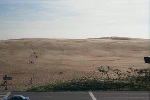 <img typeof="foaf:Image" src="http://statelibrarync.org/learnnc/sites/default/files/images/jockeys_ridge.jpg" width="600" height="400" alt="Jockey's Ridge" title="Jockey's Ridge" /> <img typeof="foaf:Image" src="http://statelibrarync.org/learnnc/sites/default/files/images/jockeys_ridge.jpg" width="600" height="400" alt="Jockey's Ridge" title="Jockey's Ridge" />