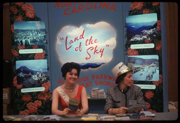 <img typeof="foaf:Image" src="http://statelibrarync.org/learnnc/sites/default/files/images/land_of_the_sky.jpg" width="600" height="411" /> <img typeof="foaf:Image" src="http://statelibrarync.org/learnnc/sites/default/files/images/land_of_the_sky.jpg" width="600" height="411" />