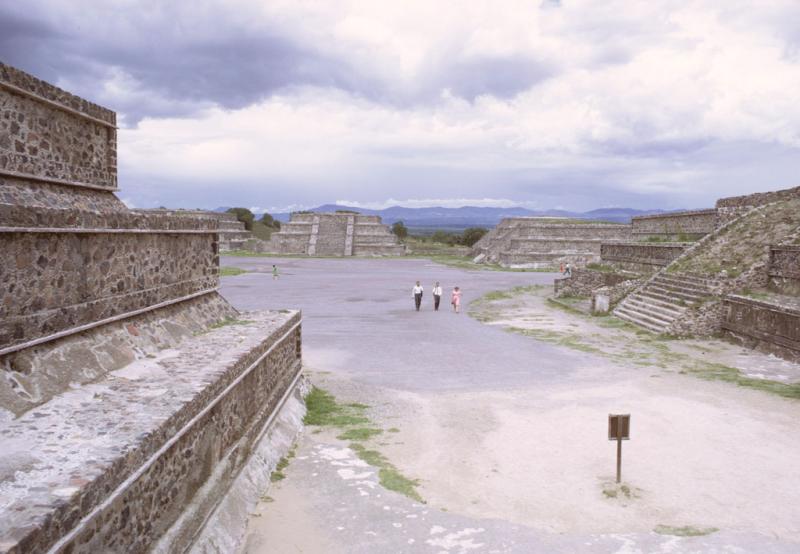 <img typeof="foaf:Image" src="http://statelibrarync.org/learnnc/sites/default/files/images/mexico_072.jpg" width="1024" height="709" /> <img typeof="foaf:Image" src="http://statelibrarync.org/learnnc/sites/default/files/images/mexico_072.jpg" width="1024" height="709" />