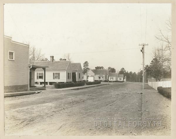 <img typeof="foaf:Image" src="http://statelibrarync.org/learnnc/sites/default/files/images/uzz_osa_01882.jpg" width="600" height="476" alt="Hanes spinning plant and mill village, 1910" title="Hanes spinning plant and mill village, 1910" /> <img typeof="foaf:Image" src="http://statelibrarync.org/learnnc/sites/default/files/images/uzz_osa_01882.jpg" width="600" height="476" alt="Hanes spinning plant and mill village, 1910" title="Hanes spinning plant and mill village, 1910" />