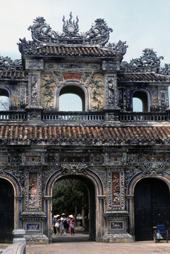 <img typeof="foaf:Image" src="http://statelibrarync.org/learnnc/sites/default/files/images/vietnam_095.jpg" width="683" height="1024" alt="Ornately carved and painted Women's Gate into the Imperial City at Hue" title="Ornately carved and painted Women's Gate into the Imperial City at Hue" /> <img typeof="foaf:Image" src="http://statelibrarync.org/learnnc/sites/default/files/images/vietnam_095.jpg" width="683" height="1024" alt="Ornately carved and painted Women's Gate into the Imperial City at Hue" title="Ornately carved and painted Women's Gate into the Imperial City at Hue" />