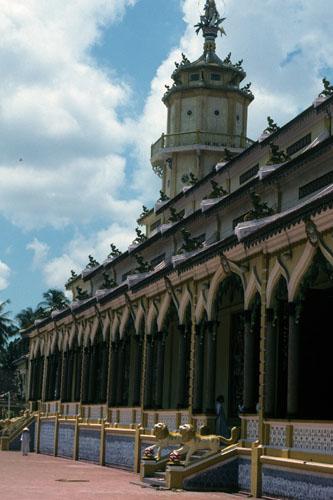 <img typeof="foaf:Image" src="http://statelibrarync.org/learnnc/sites/default/files/images/vietnam_171.jpg" width="333" height="500" /> <img typeof="foaf:Image" src="http://statelibrarync.org/learnnc/sites/default/files/images/vietnam_171.jpg" width="333" height="500" />