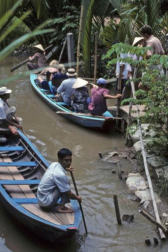 <img typeof="foaf:Image" src="http://statelibrarync.org/learnnc/sites/default/files/images/vietnam_185.jpg" width="333" height="500" /> <img typeof="foaf:Image" src="http://statelibrarync.org/learnnc/sites/default/files/images/vietnam_185.jpg" width="333" height="500" />