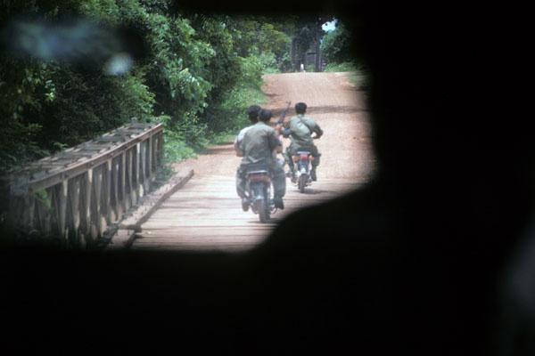 <img typeof="foaf:Image" src="http://statelibrarync.org/learnnc/sites/default/files/images/vietnam_203.jpg" width="600" height="400" /> <img typeof="foaf:Image" src="http://statelibrarync.org/learnnc/sites/default/files/images/vietnam_203.jpg" width="600" height="400" />