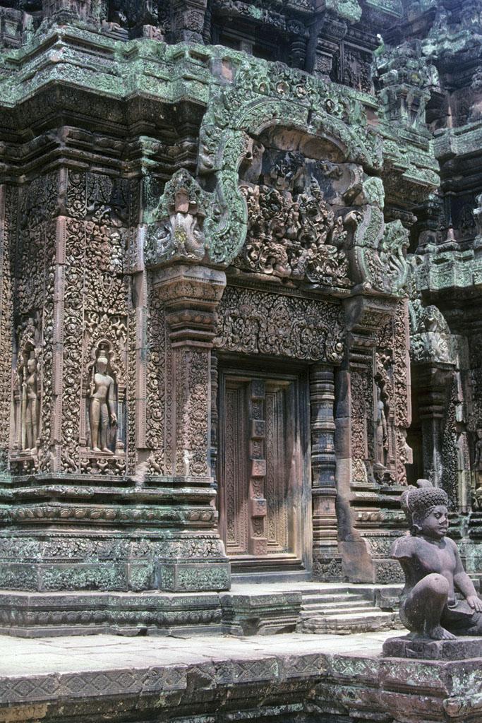 <img typeof="foaf:Image" src="http://statelibrarync.org/learnnc/sites/default/files/images/vietnam_204.jpg" width="683" height="1024" alt="Ornately carved central tower entrance at Banteay Srei Temple" title="Ornately carved central tower entrance at Banteay Srei Temple" /> <img typeof="foaf:Image" src="http://statelibrarync.org/learnnc/sites/default/files/images/vietnam_204.jpg" width="683" height="1024" alt="Ornately carved central tower entrance at Banteay Srei Temple" title="Ornately carved central tower entrance at Banteay Srei Temple" />