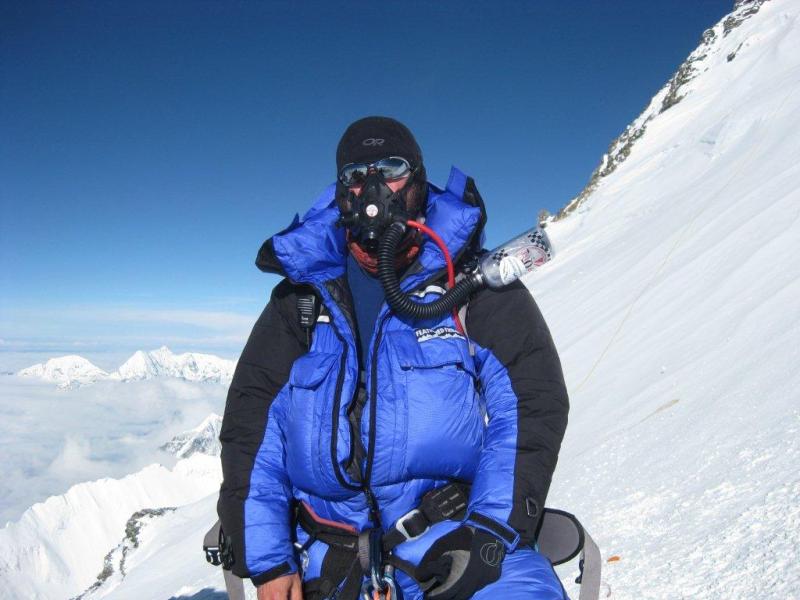 <img typeof="foaf:Image" src="http://statelibrarync.org/learnnc/sites/default/files/images/waydown.jpg" width="1024" height="768" alt="On the way back down Mount Everest" title="On the way back down Mount Everest" /> <img typeof="foaf:Image" src="http://statelibrarync.org/learnnc/sites/default/files/images/waydown.jpg" width="1024" height="768" alt="On the way back down Mount Everest" title="On the way back down Mount Everest" />