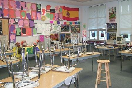 <img typeof="foaf:Image" src="http://statelibrarync.org/learnnc/sites/default/files/images/wholeroom.jpg" width="450" height="300" alt="Tina Maples' classroom" title="Tina Maples' classroom" /> <img typeof="foaf:Image" src="http://statelibrarync.org/learnnc/sites/default/files/images/wholeroom.jpg" width="450" height="300" alt="Tina Maples' classroom" title="Tina Maples' classroom" />