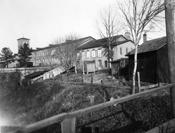 Roberdel Manufacturing Company Mill #1, c.1910, Rockingham, NC. From Carolina Power and Light (CP&L) Photograph Collection (Ph.C.68), North Carolina State Archives, call #: PhC68_1_345. Roberdel Manufacturing Company Mill #1, c.1910, Rockingham, NC. From Carolina Power and Light (CP&L) Photograph Collection (Ph.C.68), North Carolina State Archives, call #: PhC68_1_345.