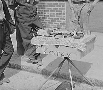 The peddler's merchandise.  Image courtesy of Library of Congress. 